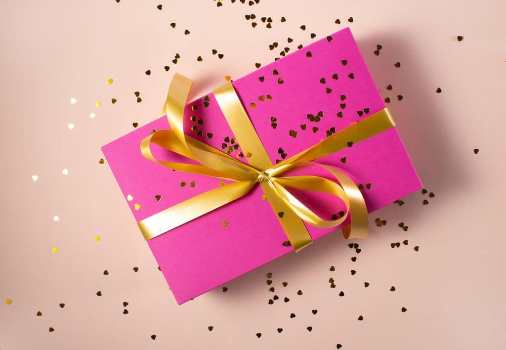Material gift / Non-cash gift